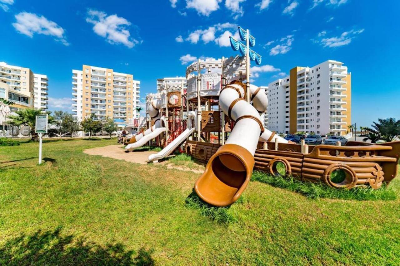 Aurelius Pool Apartments In Caesar Resort & Spa Perivolia tou Trikomou Exteriör bild