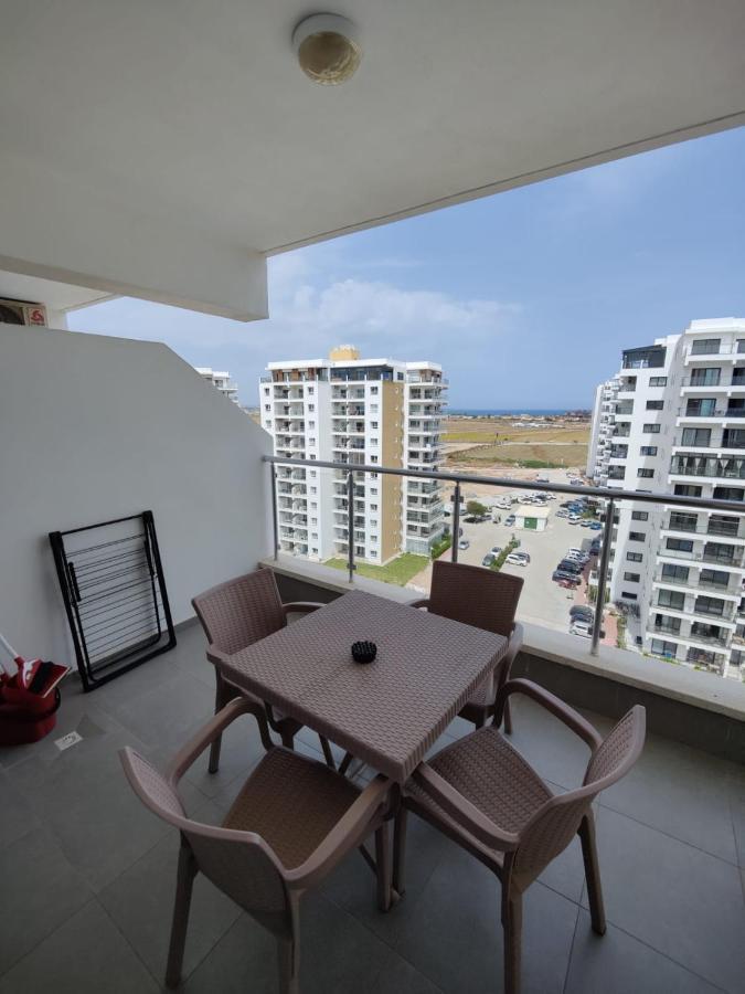 Aurelius Pool Apartments In Caesar Resort & Spa Perivolia tou Trikomou Exteriör bild